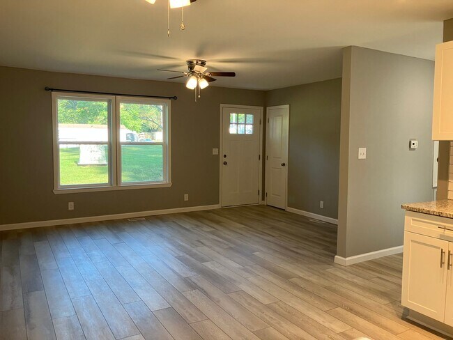 Foto del edificio - Two Bedroom Ranch in Denver