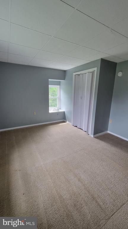 Foto del edificio - 409 Country Club Rd