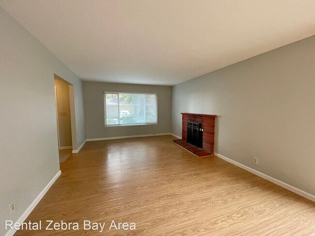 Building Photo - 3 br, 2.5 bath House - 105 Fountainhead Ct