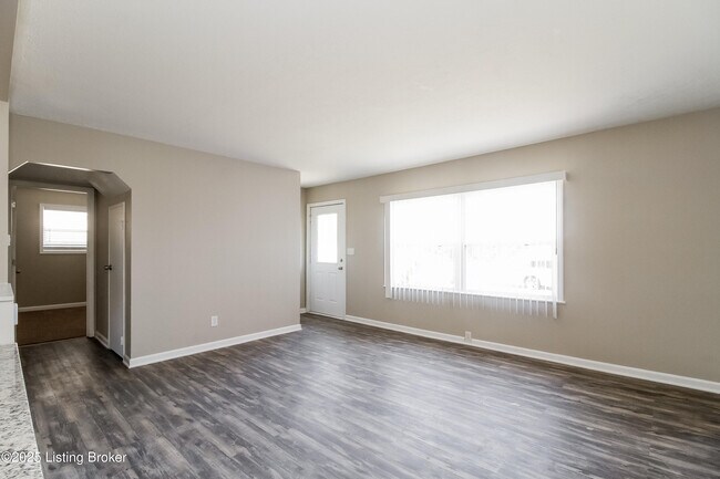 Foto del edificio - 13404 Hinchbrook Blvd