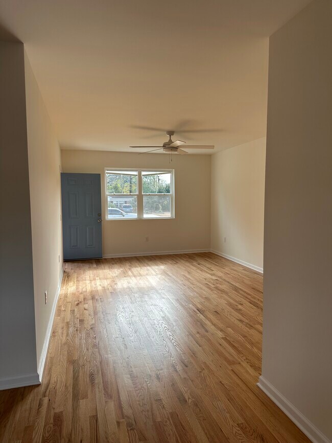 Foto del edificio - 664 Windermere Blvd