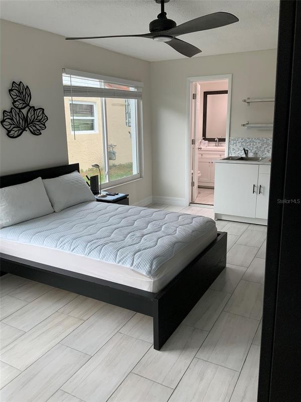 Foto del edificio - 10115 Bluff Ct