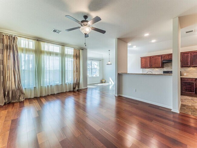 Foto del edificio - 11909 Timber Heights Dr