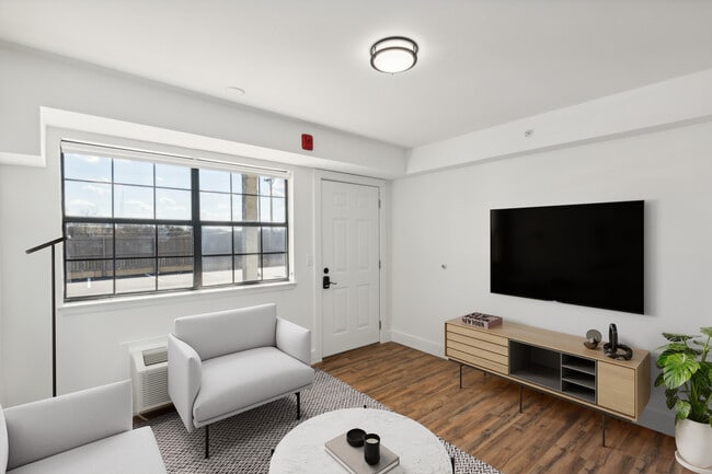 Building Photo - Trinity Lofts