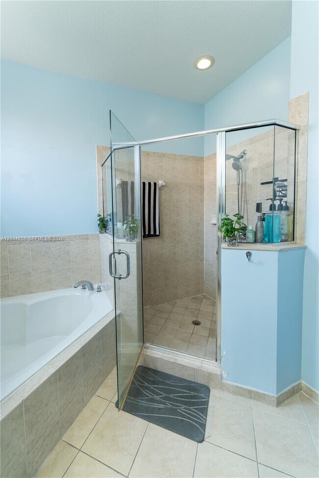 Foto del edificio - 15849 SW 70th Terrace