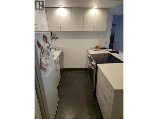 Building Photo - 1235 W 10th Ave