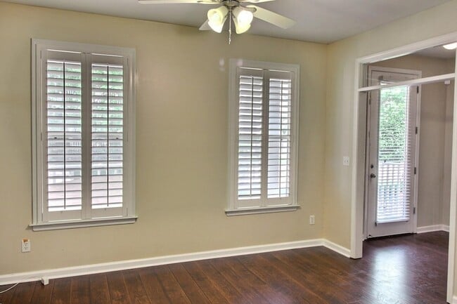Photo - 1368 Island Town Drive Unit House