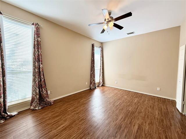 Foto del edificio - 8902 Bayshore Ln