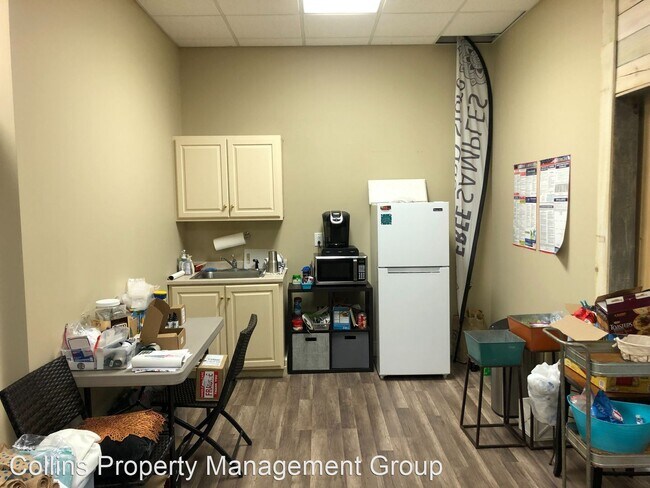 Building Photo - 2 br, 1 bath House - 3560 McEver Road Suite C