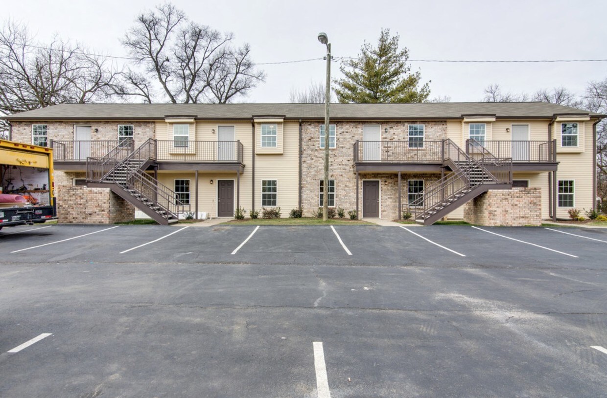 1305 Acklen Ave, Nashville, TN 37212 Apartments in Nashville, TN
