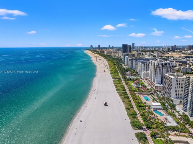 Foto del edificio - 2625 Collins Ave