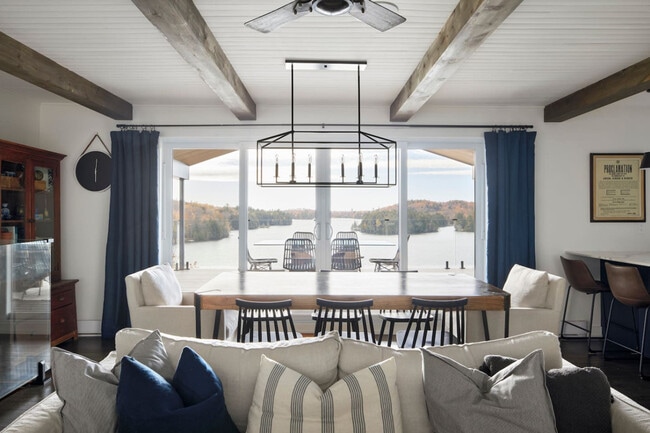 Photo du bâtiment - 33 Chem. des Sittelles