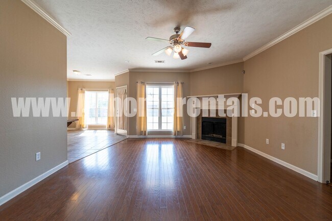 Foto del edificio - 1620 Hosta