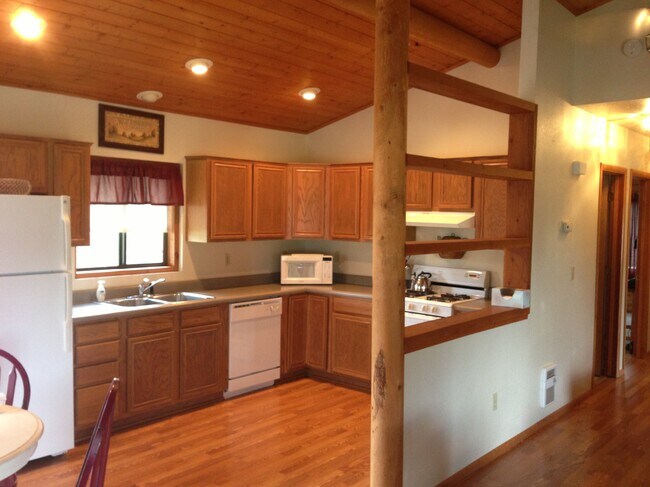 Foto del edificio - 3598 Huron