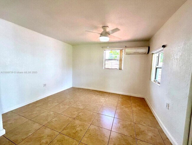 Foto del edificio - 4221 SW 36th St