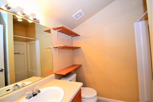 Foto del edificio - Cozy Studio for Rent on ST. Paul