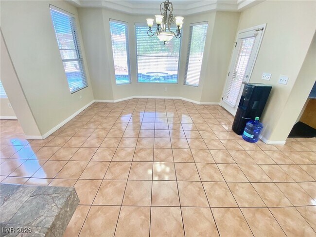 Foto del edificio - 8412 Bay Crest Dr