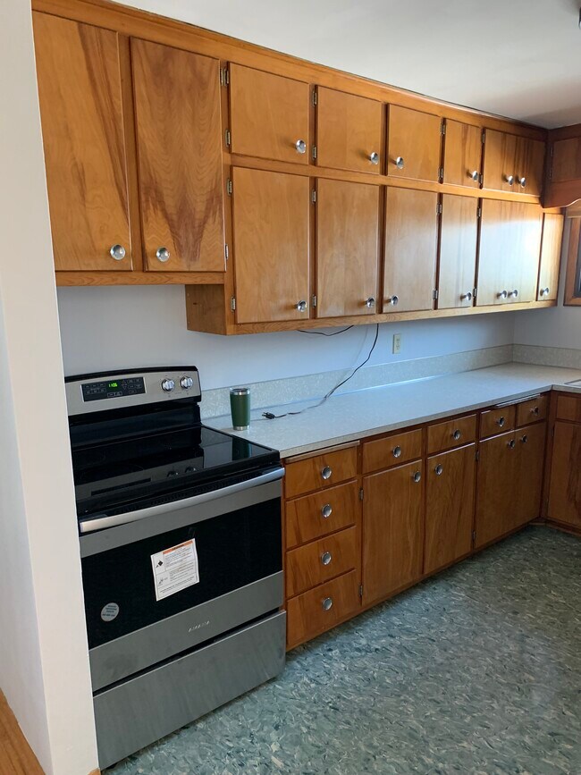 7442 South Ave, Middleton, WI 53562 Townhome Rentals in Middleton WI