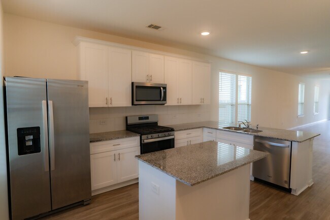 Building Photo - 16126 Elbridge Ct