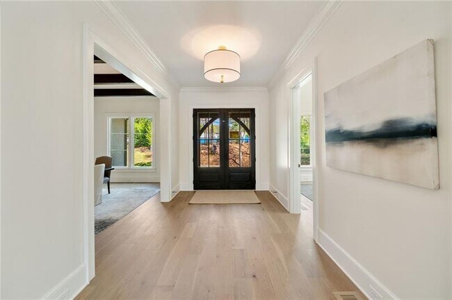 Foto del edificio - 1068 Moores Mill Rd NW