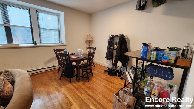 Foto del edificio - 776 Columbus Ave