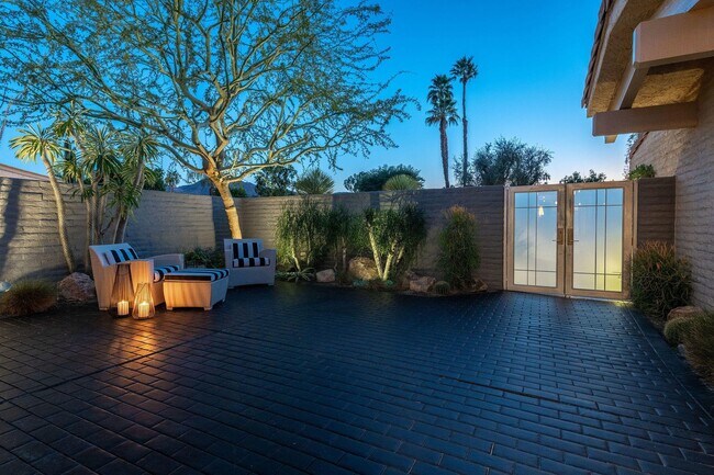 Foto del edificio - Desert Horizons Country Club, Indian Wells.