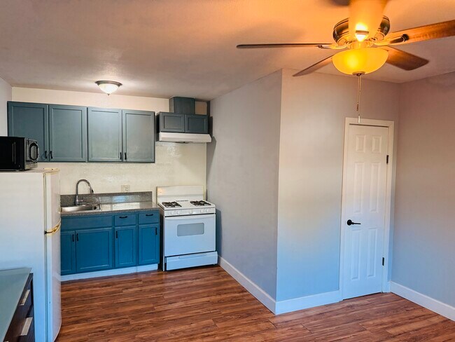 Foto del edificio - 17714 Kingsbury St
