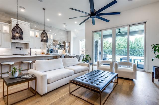 Foto del edificio - 750 Country Brook Ln