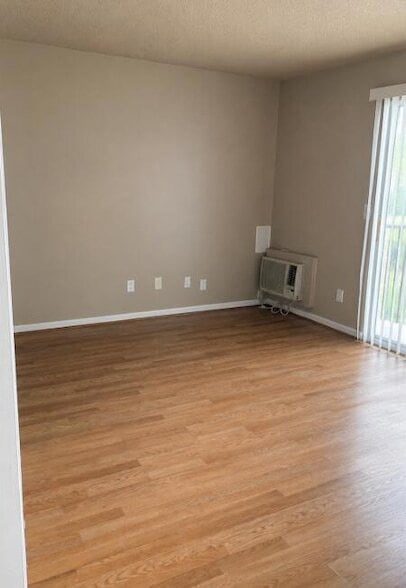 Photo - 5305 TN-58 Townhome