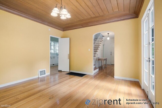 Building Photo - 4 br, 4 bath House - 230 Sandringham Road,...