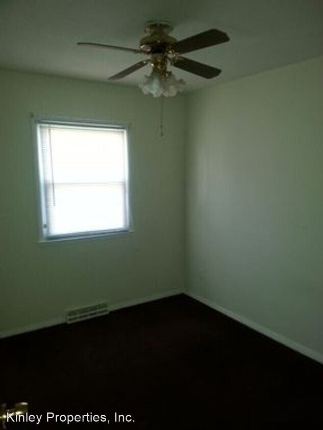 Building Photo - 3 br, 1 bath House - 2901 Cricketeer Dr