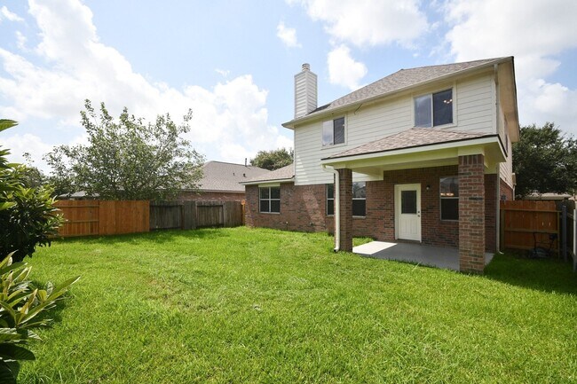 Foto del edificio - 13111 Rippling Creek Ln