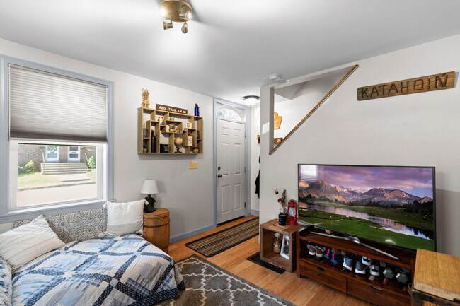 Building Photo - 106 Porpoise Way