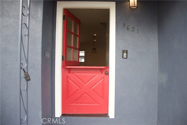 Building Photo - 9621 Central