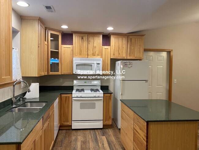 Foto del edificio - 9605 192nd Ave E