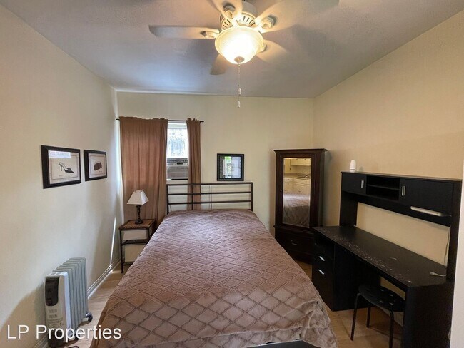 Building Photo - 1 br, 1 bath House - 305 Laurel Drive