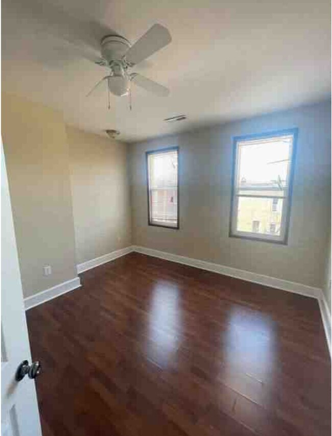 Foto del edificio - 2735 W North Ave
