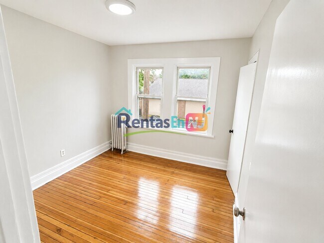 Foto del edificio - 148-150-150 Norwood St