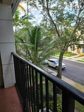 Building Photo - 2866 S Oasis Dr