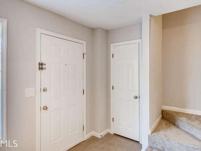 Foto del edificio - 199 Holcomb Ferry Rd