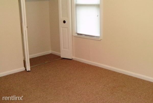Building Photo - 420 N Woodland Dr