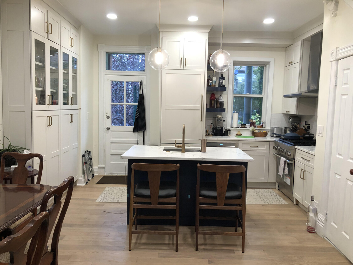 Foto principal - 226 11th St SE