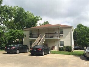 Building Photo - 1205 Oakland Ave