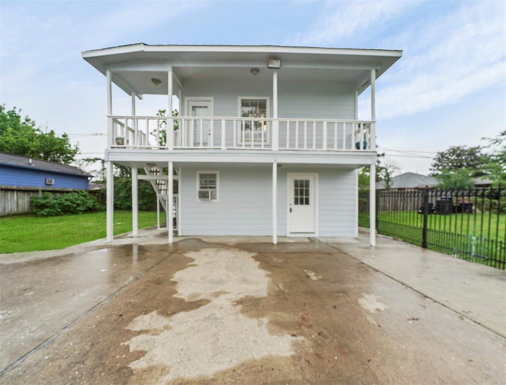 Foto principal - 10115 Irvington Blvd