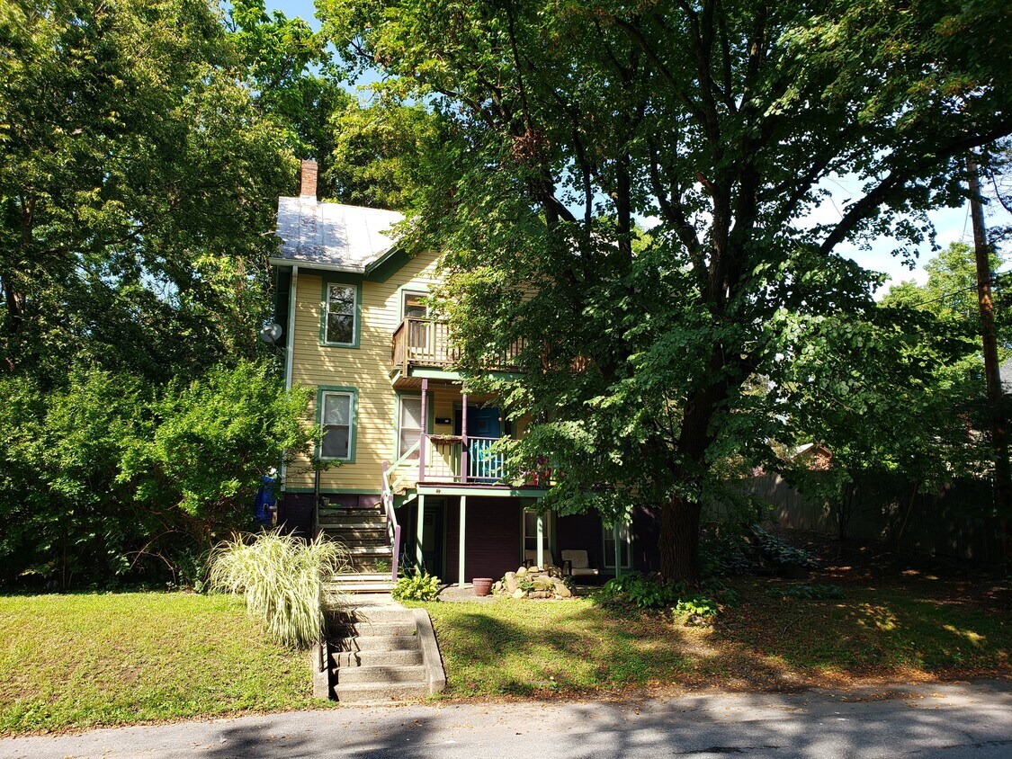 460 W Main St Unit 2, Catskill, NY 12414 Apartments in Catskill, NY