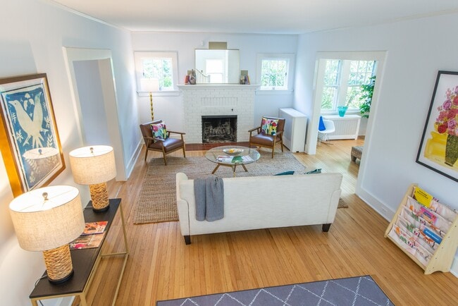 Living Room - 69 Gordonhurst Ave