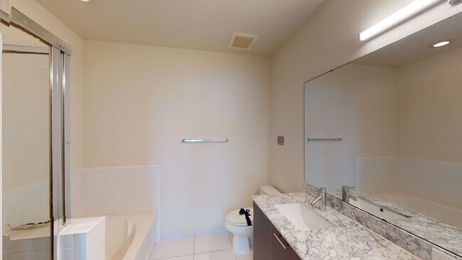 Interior Photo - The Slade at Channelside