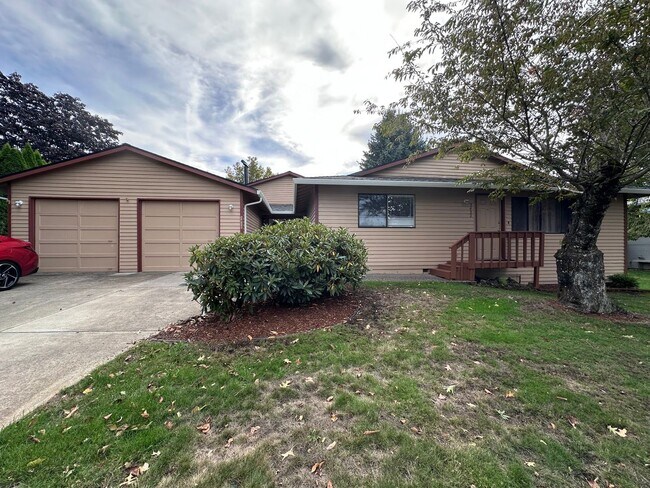 Foto del edificio - Kelly Creek Neighborhood 2 Bed 1 Bath Dupl...