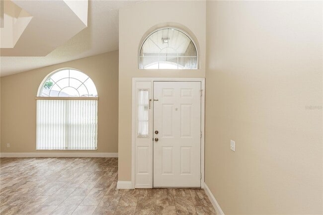 Building Photo - 128 Brushcreek Dr