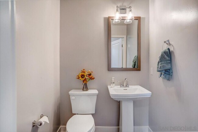 Building Photo - Brand New San Marcos 4/BR, 2 1/2 BA Town H...